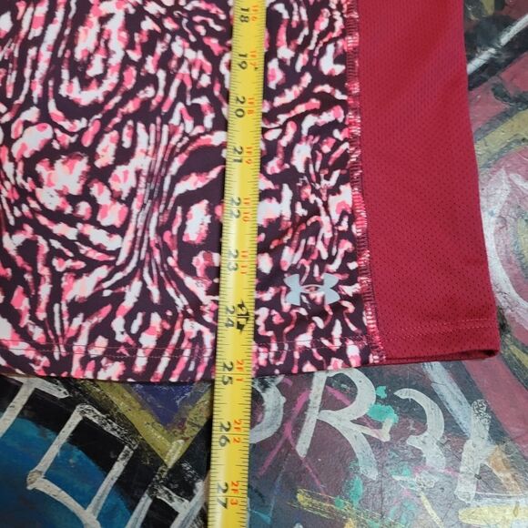 Under Armour pink animal print active tank top - racerback, mesh side panels, M - Picture 5 of 8